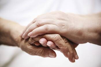 Helfende Hände für Ärzte und Patienten