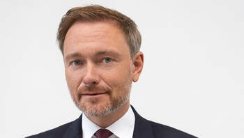 Lindner erhält Mitsprache beim Pflegepersonal