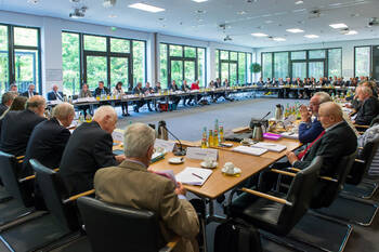 Furcht vor Schaufensterreden