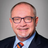 Dr. Matthias Bracht Dr. Matthias Bracht