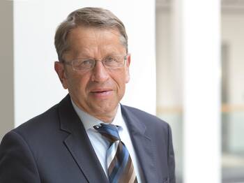 Charité rutscht in die roten Zahlen