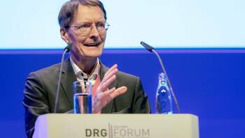 Lauterbach kündigt 14 Gesetze an